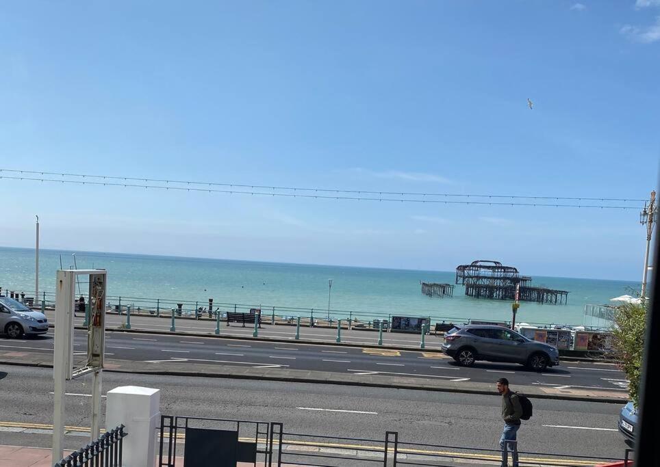 Apartamento Sea View - 2 Bedroom - West Pier -